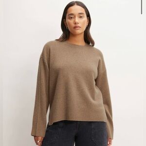 Everlane Women's Good Merino Wool Crew Neck Sweater in Praline